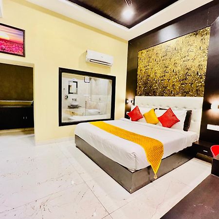 Hotel Grand Bhagwat, Udajpur Exteriér fotografie