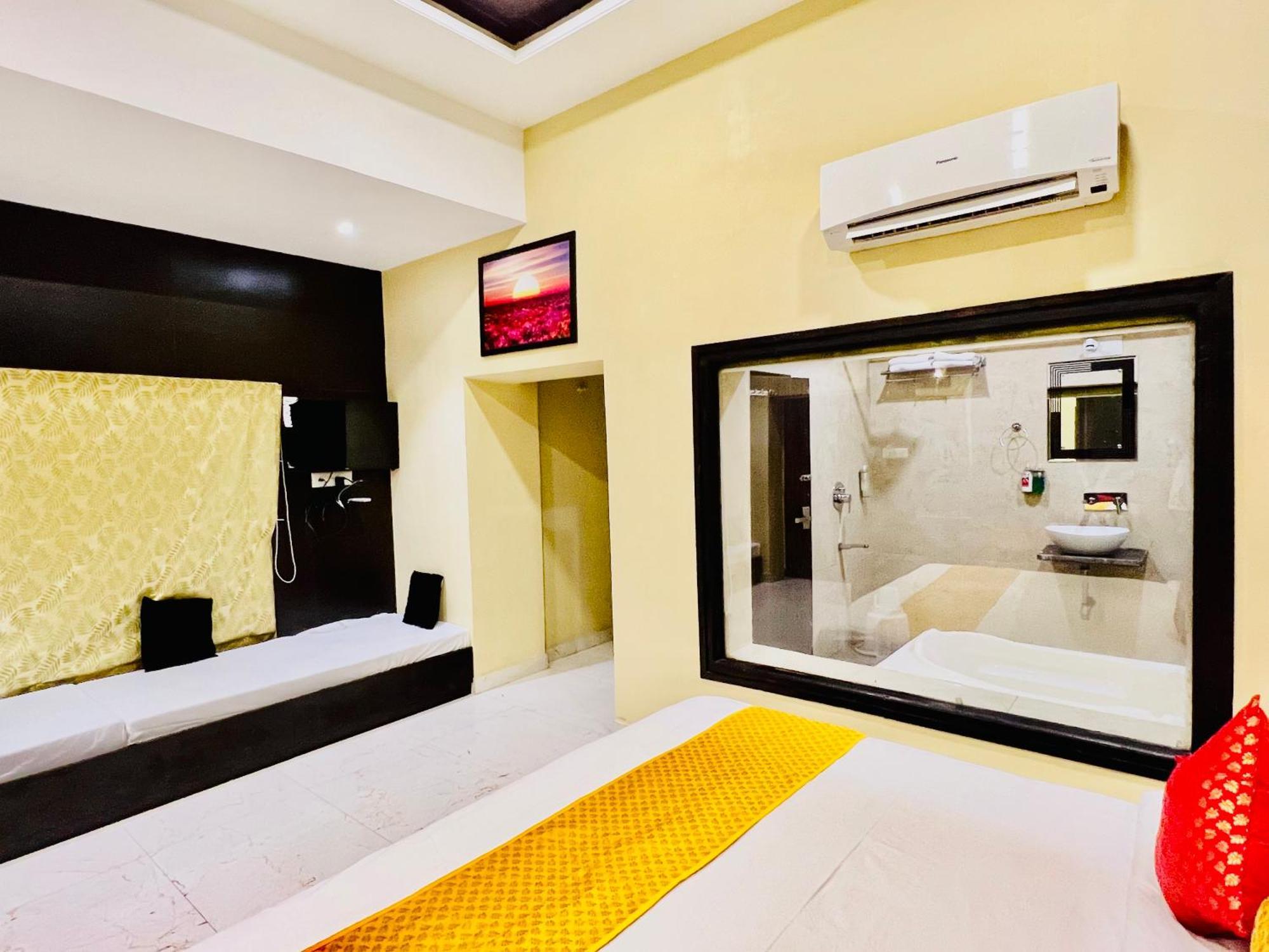 Hotel Grand Bhagwat, Udajpur Exteriér fotografie
