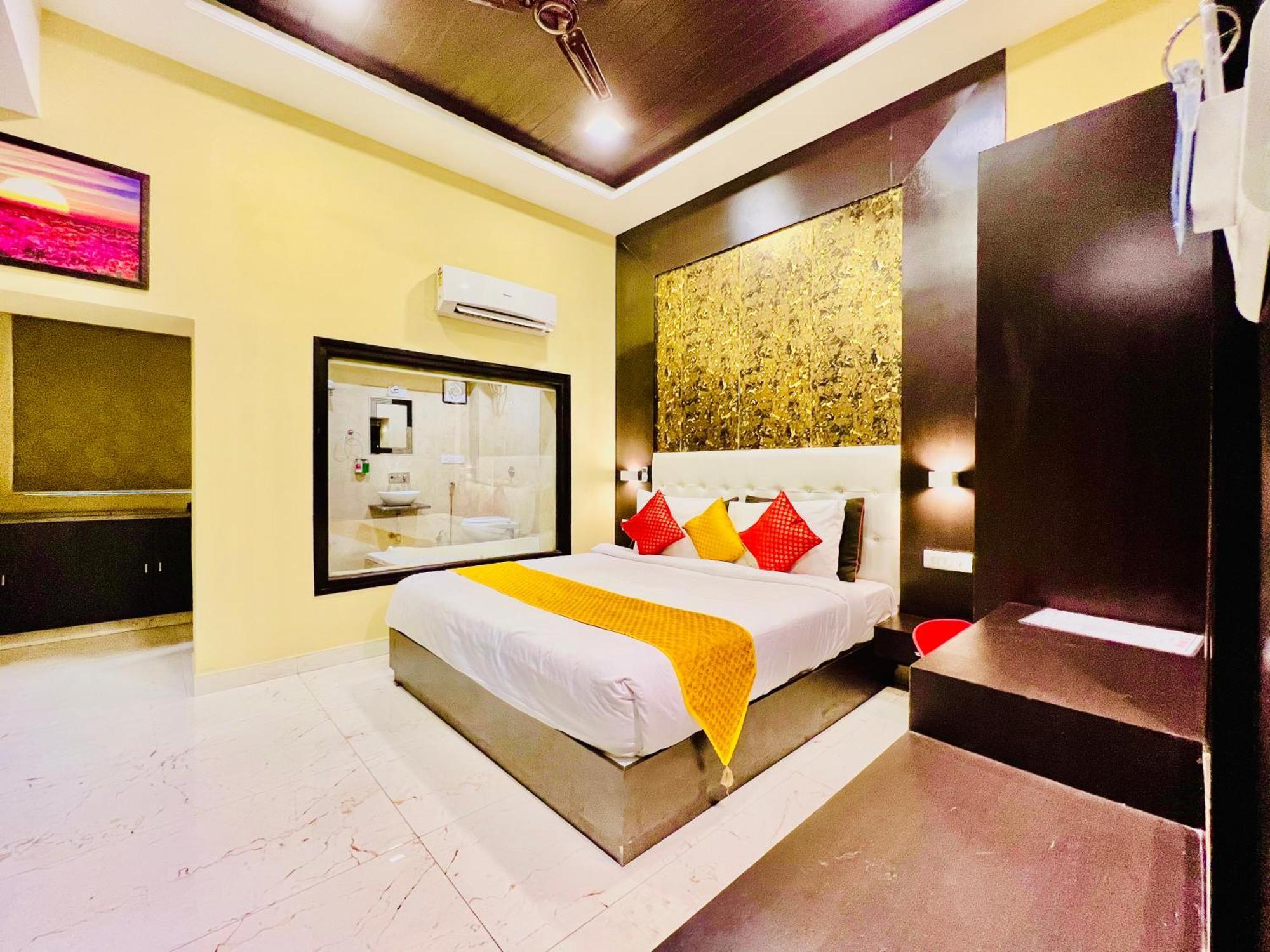 Hotel Grand Bhagwat, Udajpur Exteriér fotografie