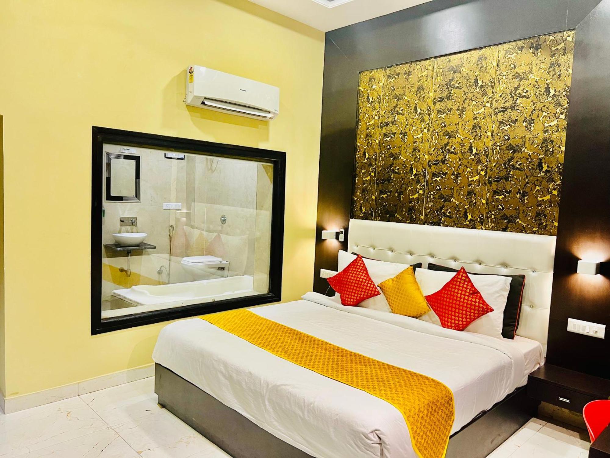 Hotel Grand Bhagwat, Udajpur Exteriér fotografie