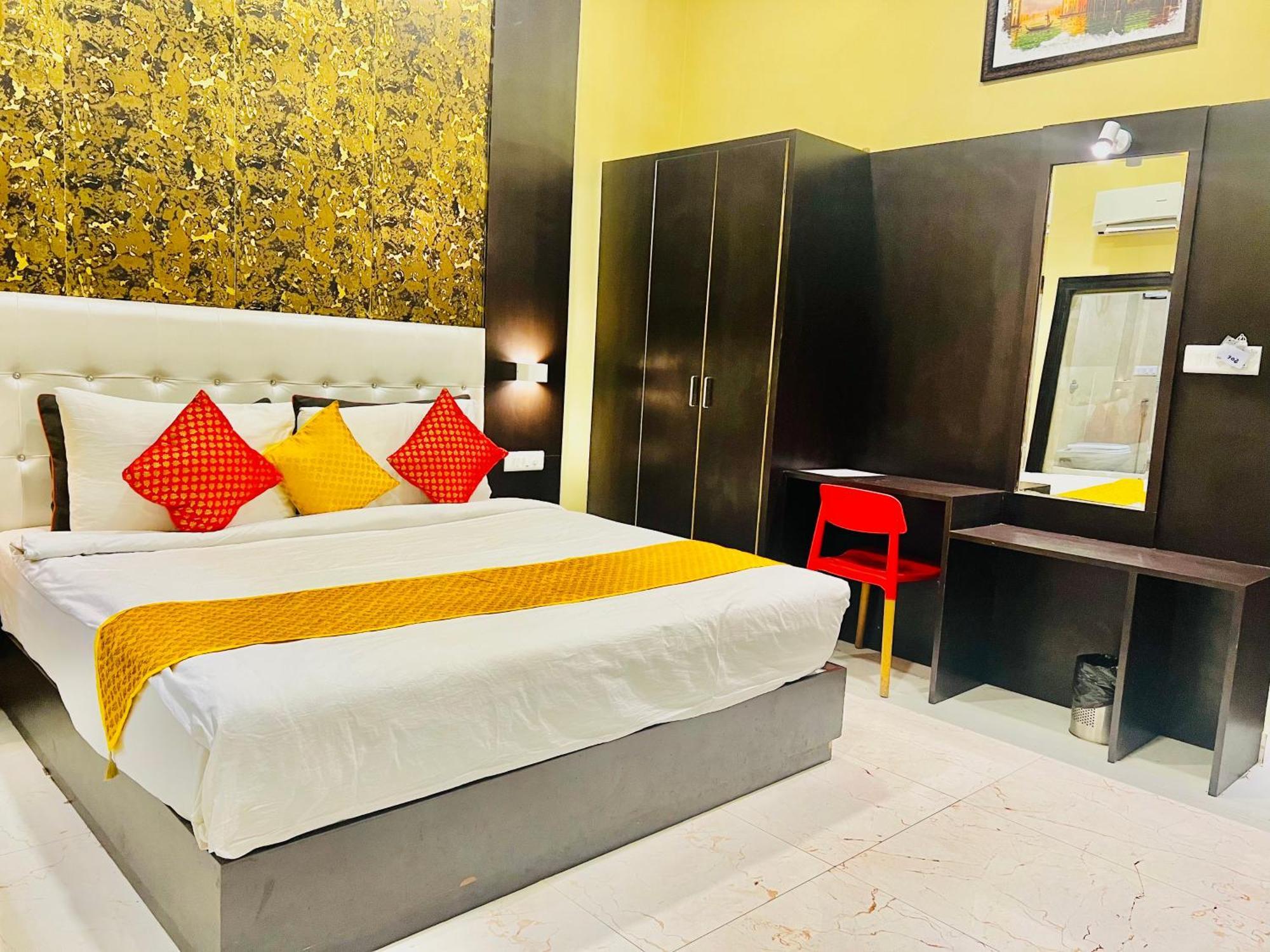 Hotel Grand Bhagwat, Udajpur Exteriér fotografie