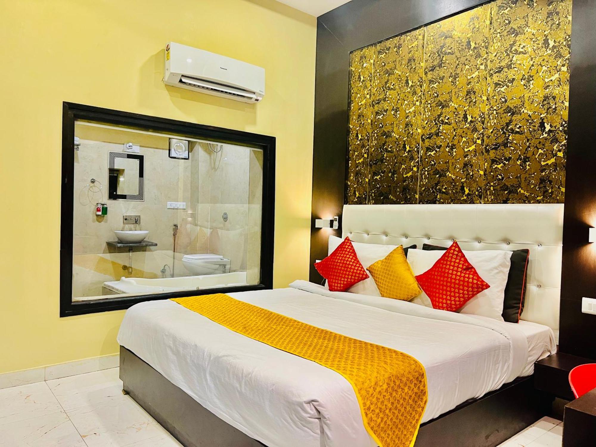 Hotel Grand Bhagwat, Udajpur Exteriér fotografie