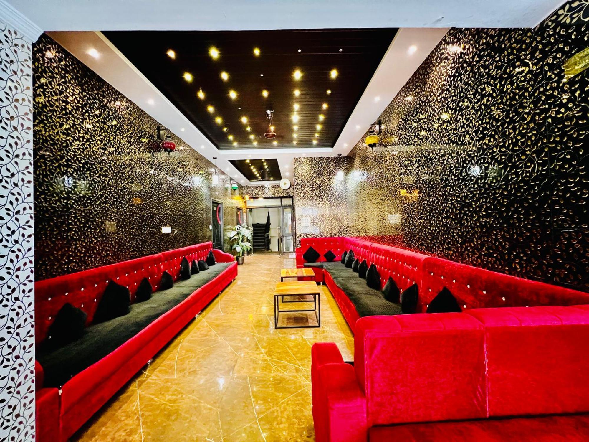 Hotel Grand Bhagwat, Udajpur Exteriér fotografie